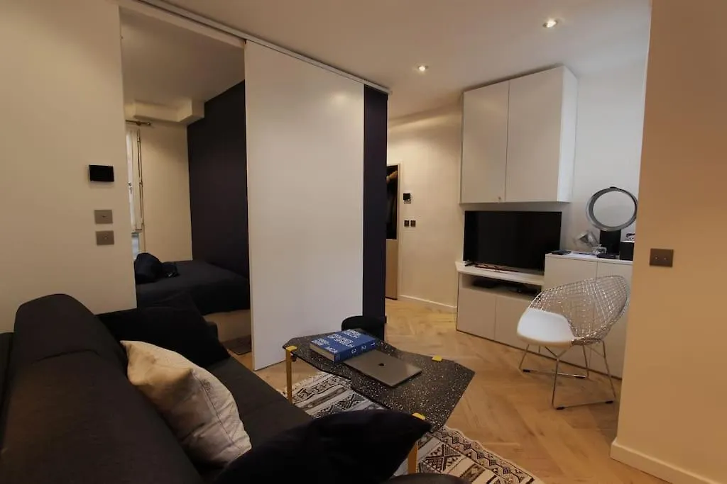 Apartment Joli Studio Paris Le Marais - 1'Min Rambuteau Station