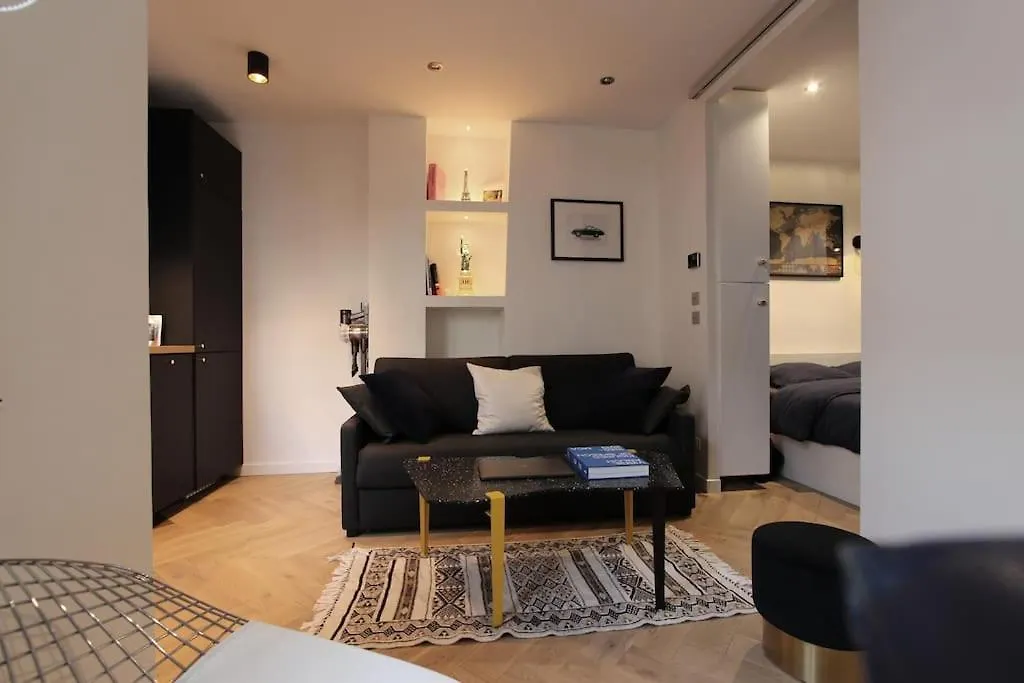 Joli Studio Paris Le Marais - 1'Min Rambuteau Station 0*,  France